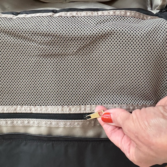 HAPP Brand Levy Backpack Baby Diaper Bag Black 17"L, 6"W x 12"H - Picture 15 of 16